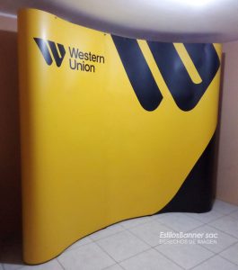 display publicitario curvo 3x3